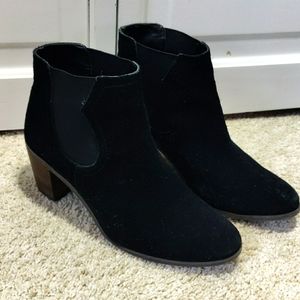 9 1/2 Black- Lucky Brand
